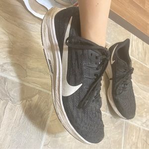 Men Nike running shoes size 11